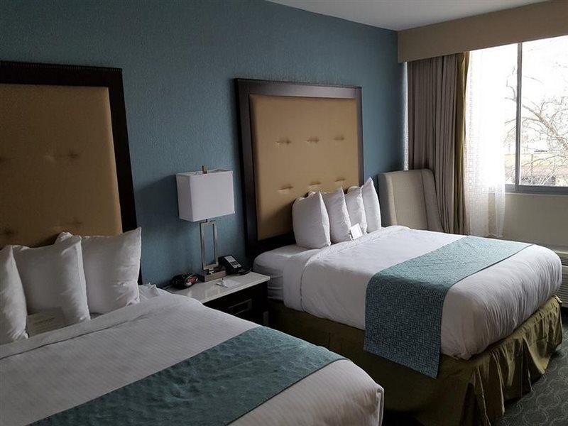 Hotel Wyndham Garden Kenosha Harborside Extérieur photo