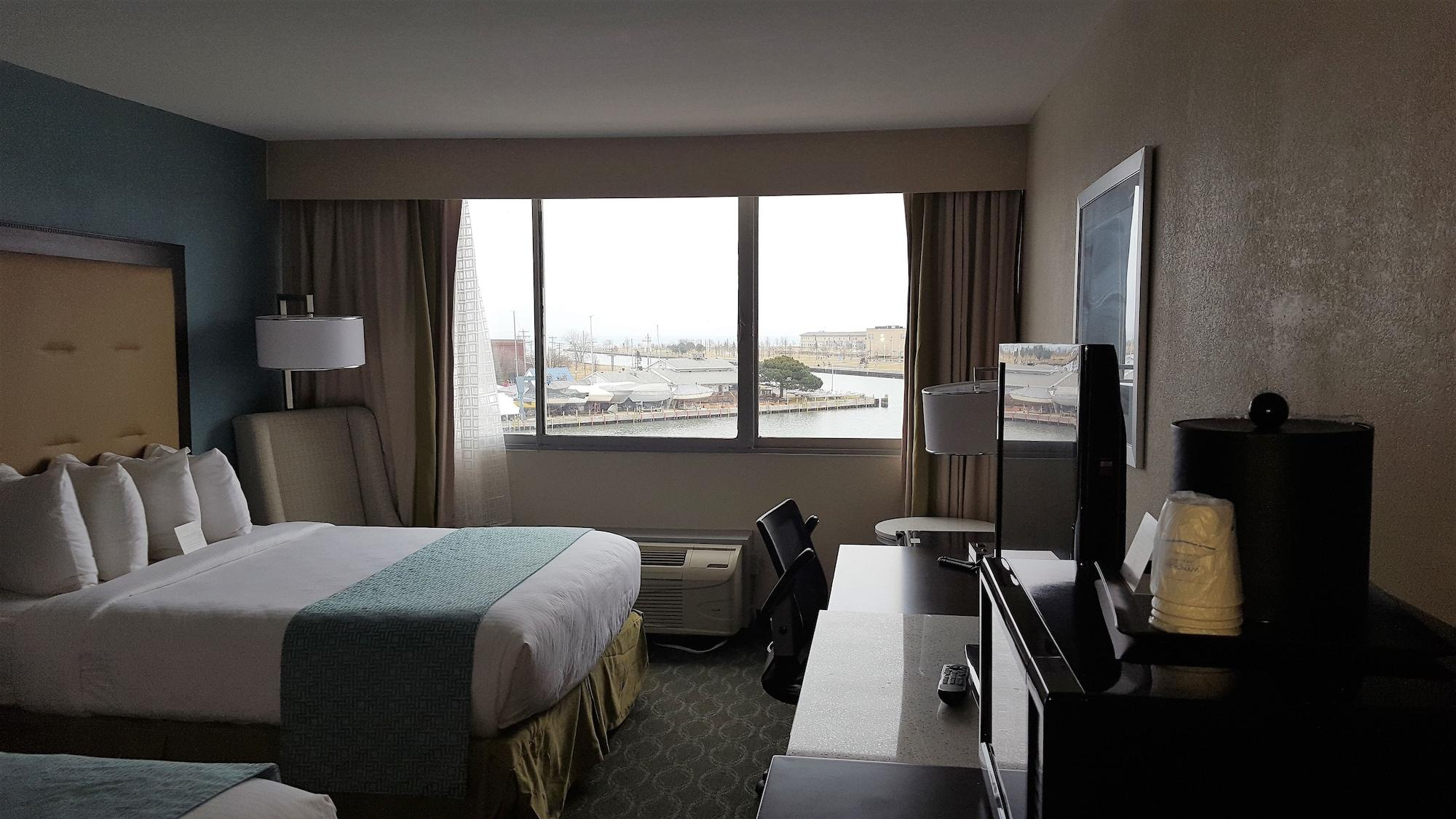 Hotel Wyndham Garden Kenosha Harborside Extérieur photo