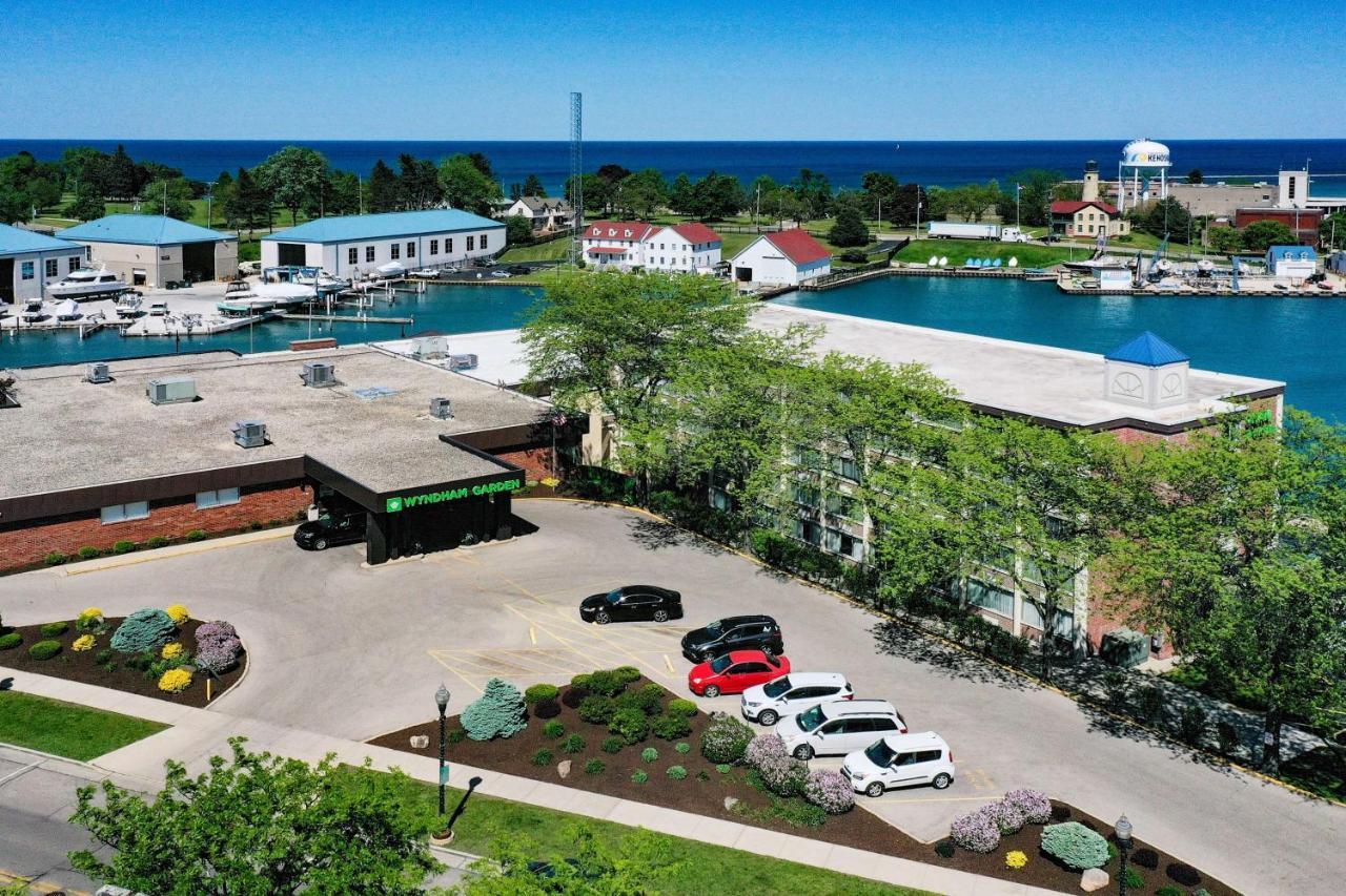 Hotel Wyndham Garden Kenosha Harborside Extérieur photo