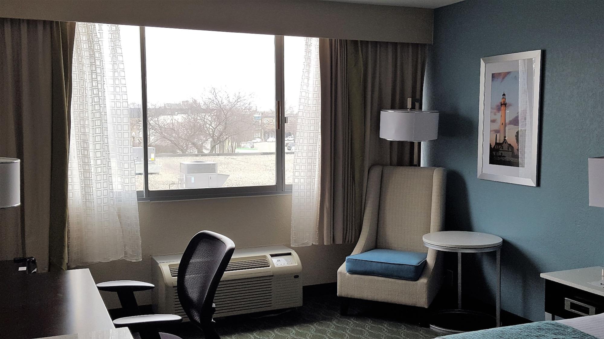 Hotel Wyndham Garden Kenosha Harborside Extérieur photo
