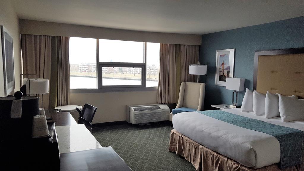 Hotel Wyndham Garden Kenosha Harborside Extérieur photo