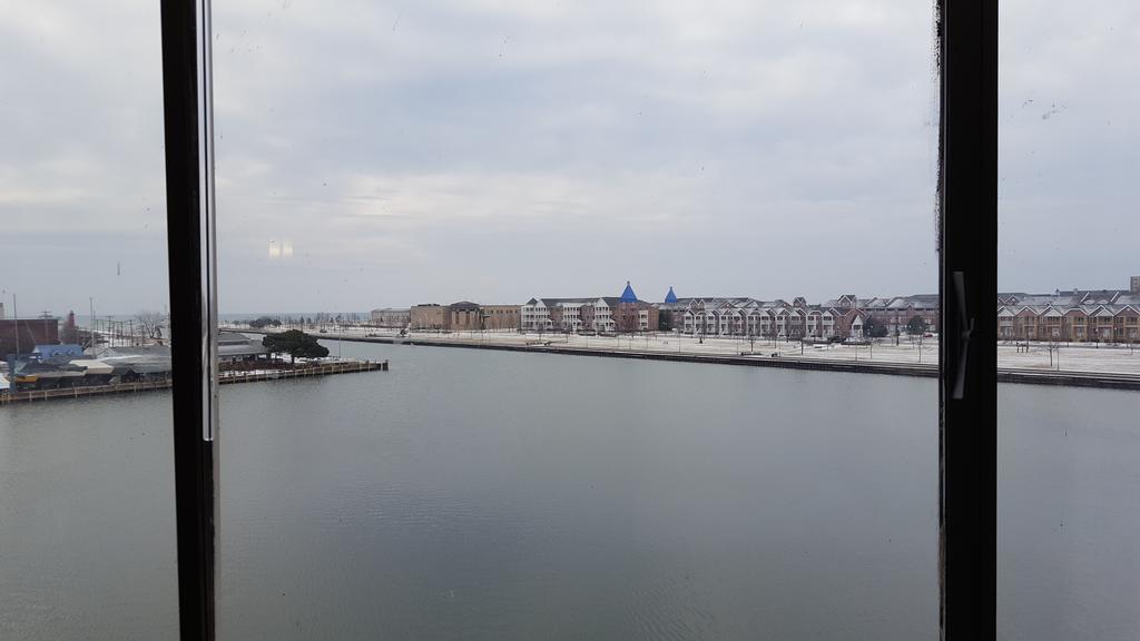 Hotel Wyndham Garden Kenosha Harborside Extérieur photo
