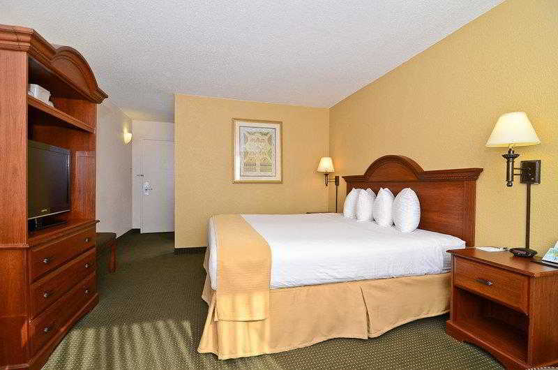 Hotel Wyndham Garden Kenosha Harborside Extérieur photo