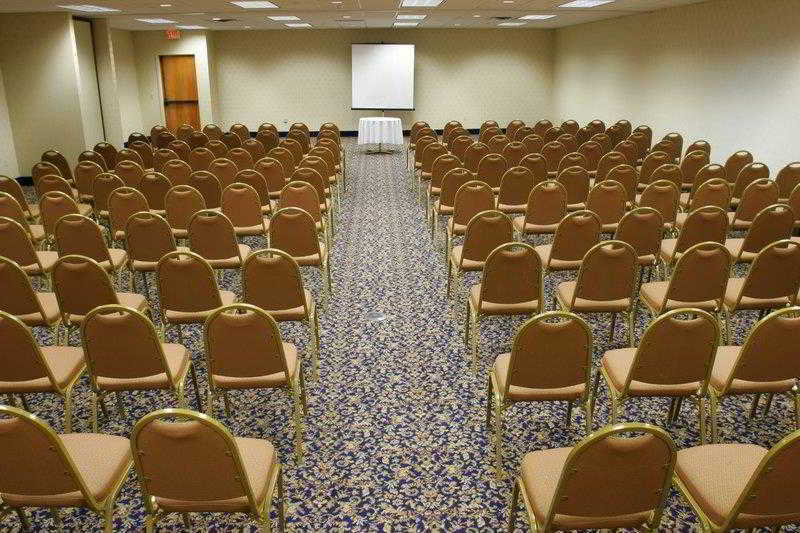 Hotel Wyndham Garden Kenosha Harborside Extérieur photo