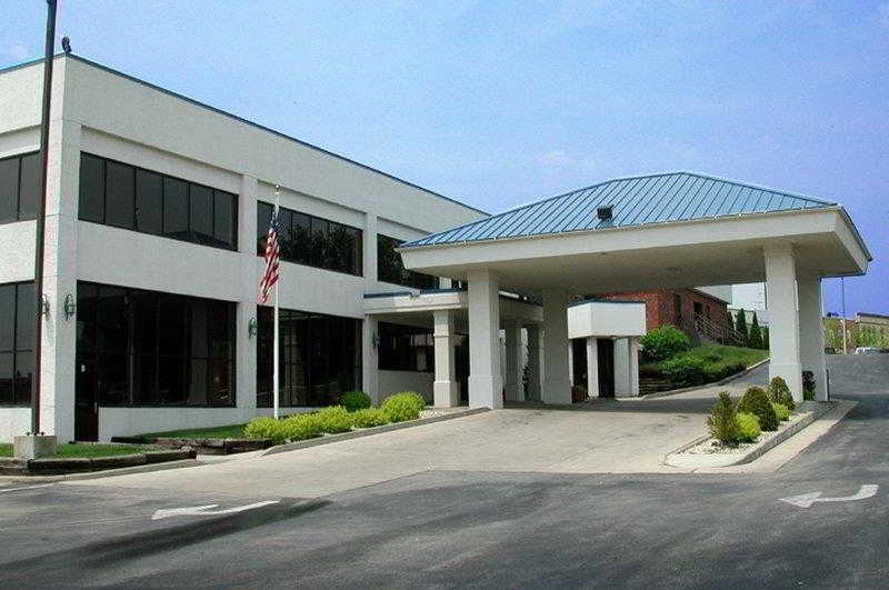 Hotel Wyndham Garden Kenosha Harborside Extérieur photo